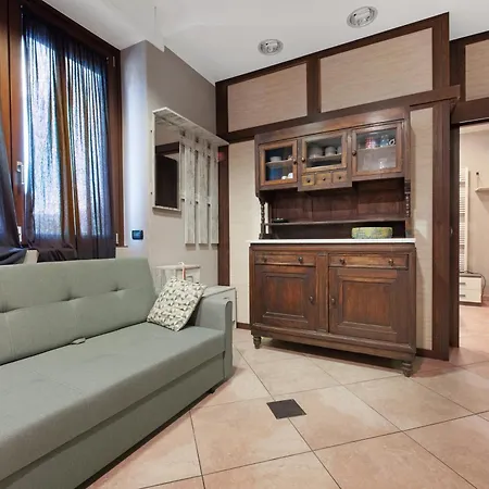 La Casa Di Lu - Val D'intelvi Daire *